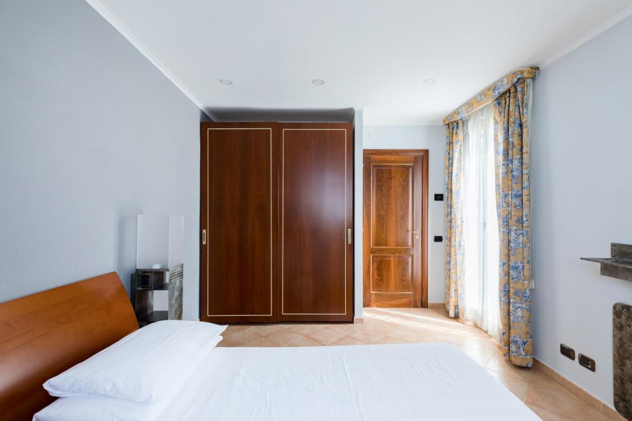 Crosti Apartments Рим Экстерьер фото