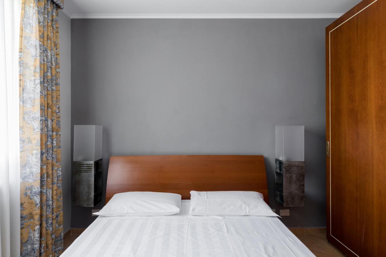 Crosti Apartments Рим Экстерьер фото