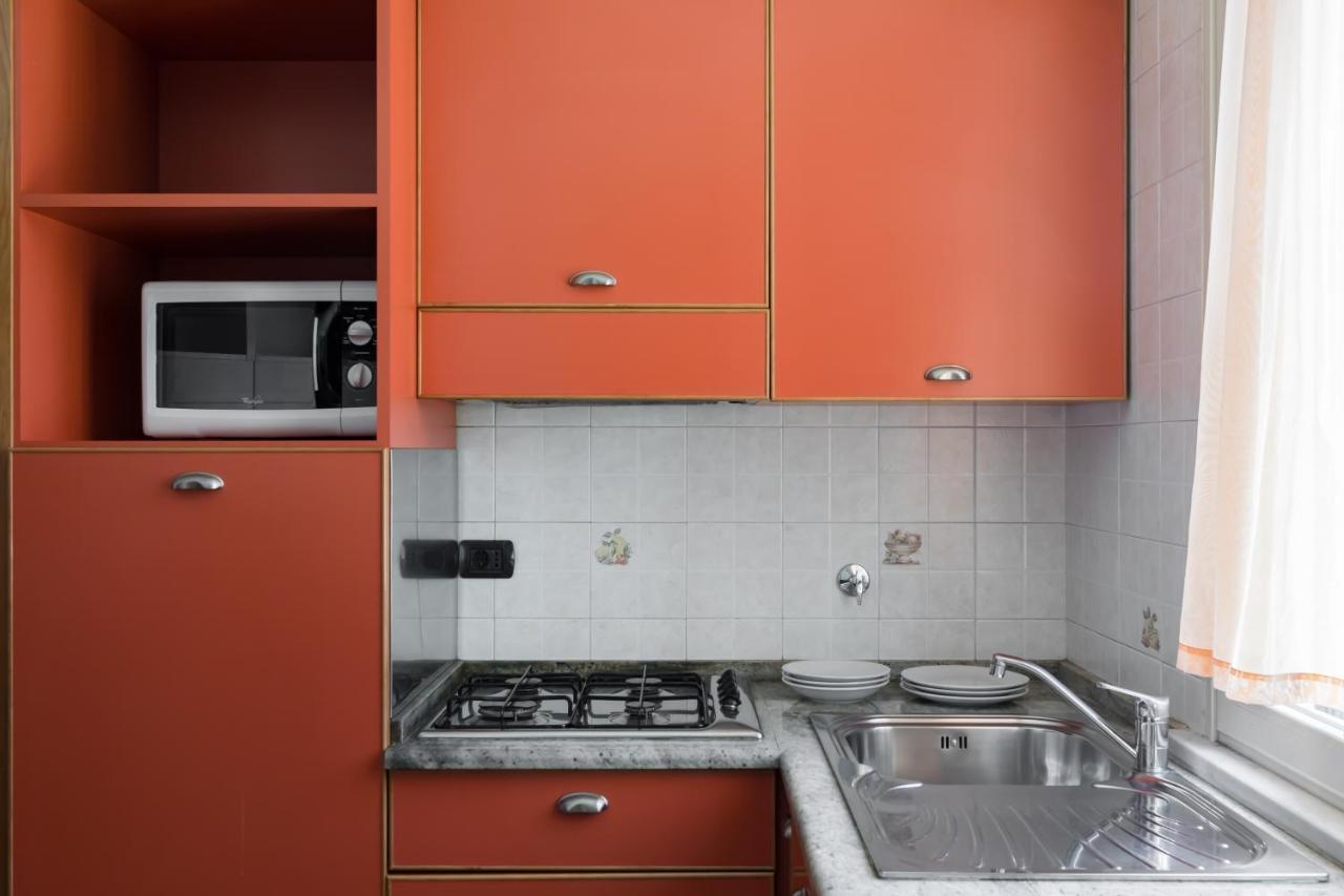 Crosti Apartments Рим Экстерьер фото